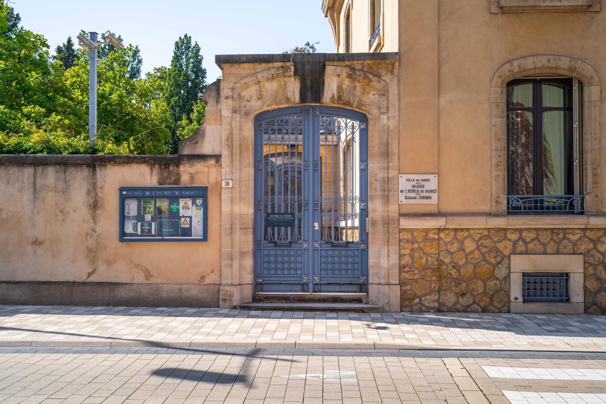 Le Rayonnant Du Placieux Avec Parking Prive Nancy Exteriör bild